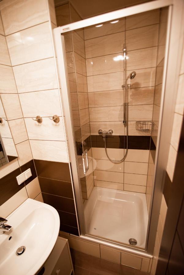 Main Appartments Frankfurt Airport Кельстербах Экстерьер фото